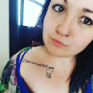 Meet your Posher, Roxanne